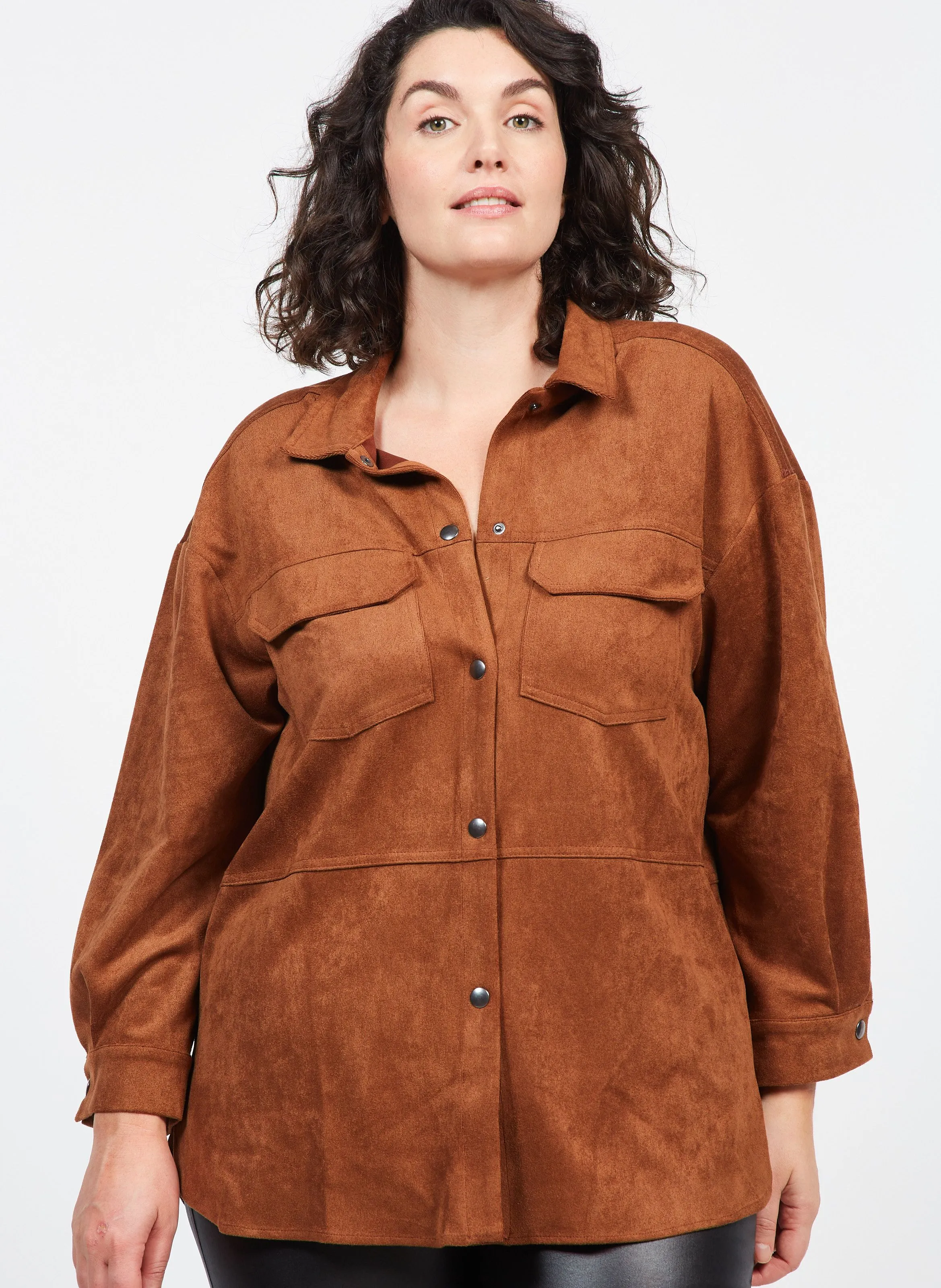 Chaqueta con efecto ante en marron
