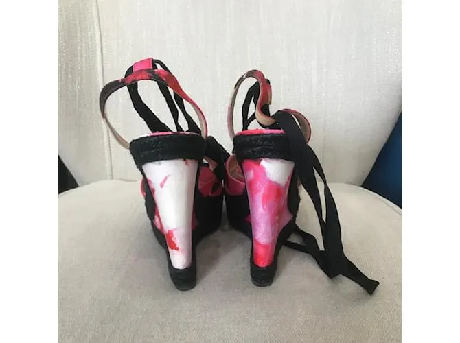 CHRISTIAN LOUBOUTIN Sandalias T.UE 39 cuero Rosa 