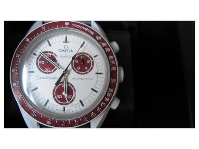 omega x swatch Blanco Roja 