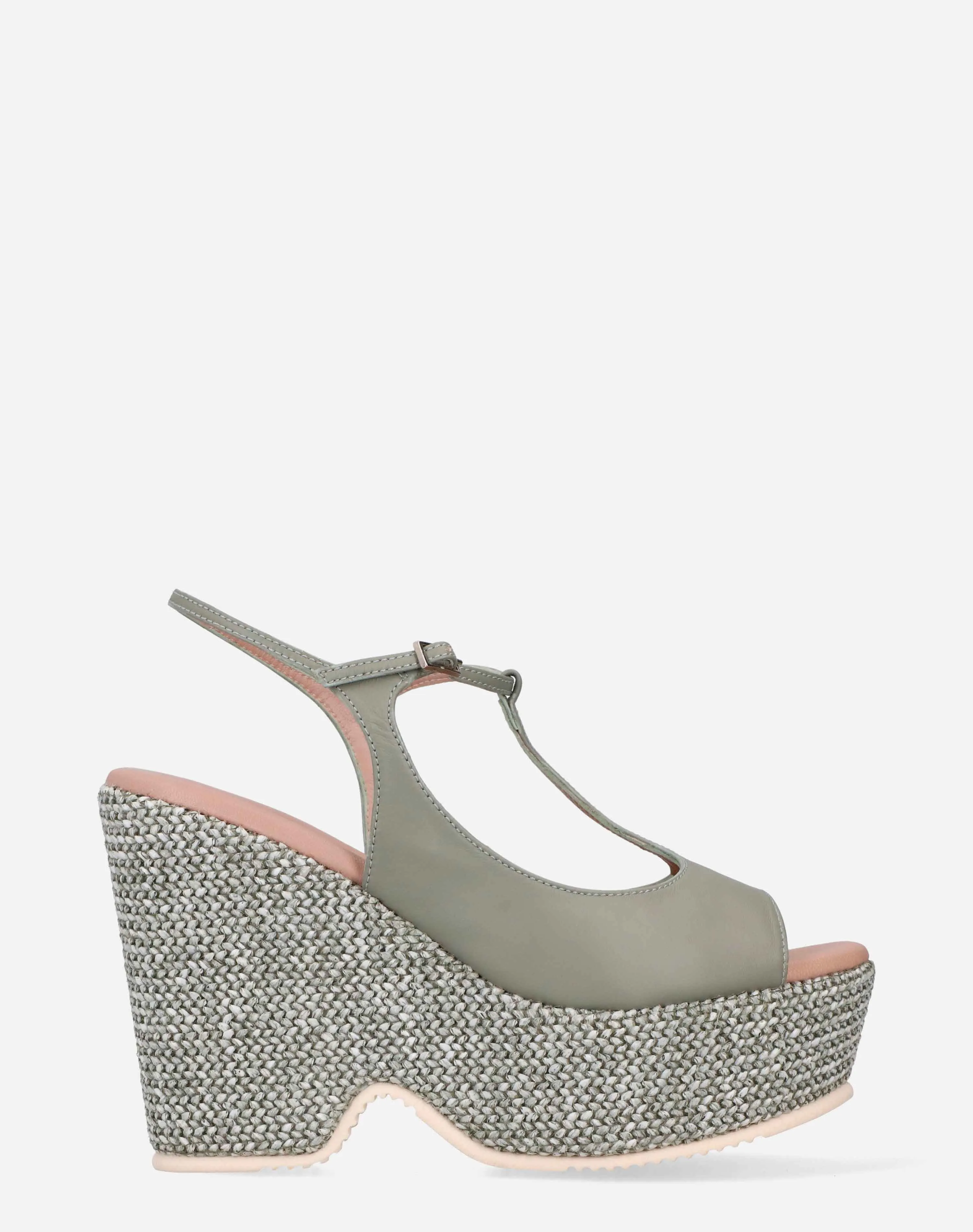 Sandalia tira T en piel y rafia color verde